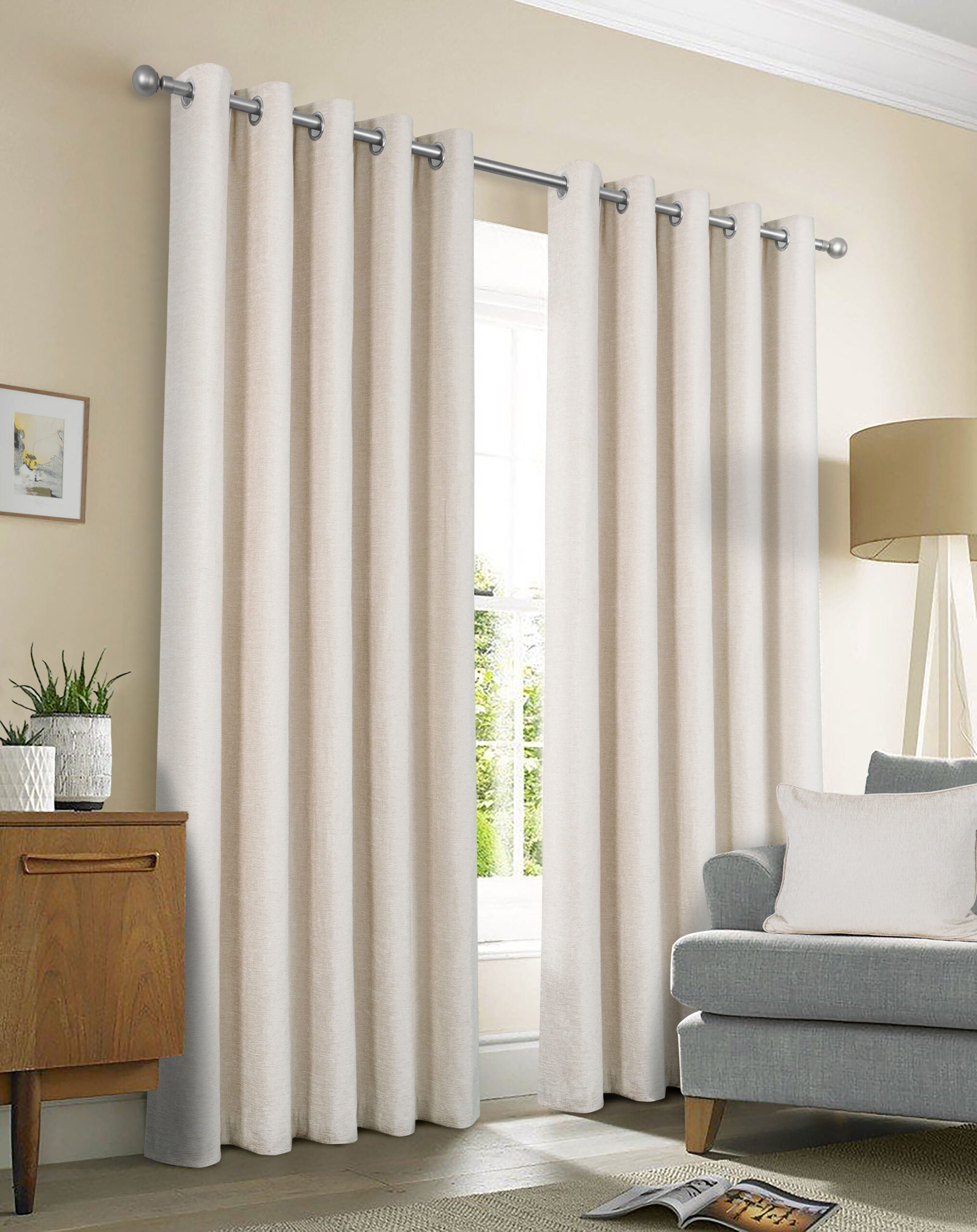 Amberley Thermal Lined Eyelet Curtains