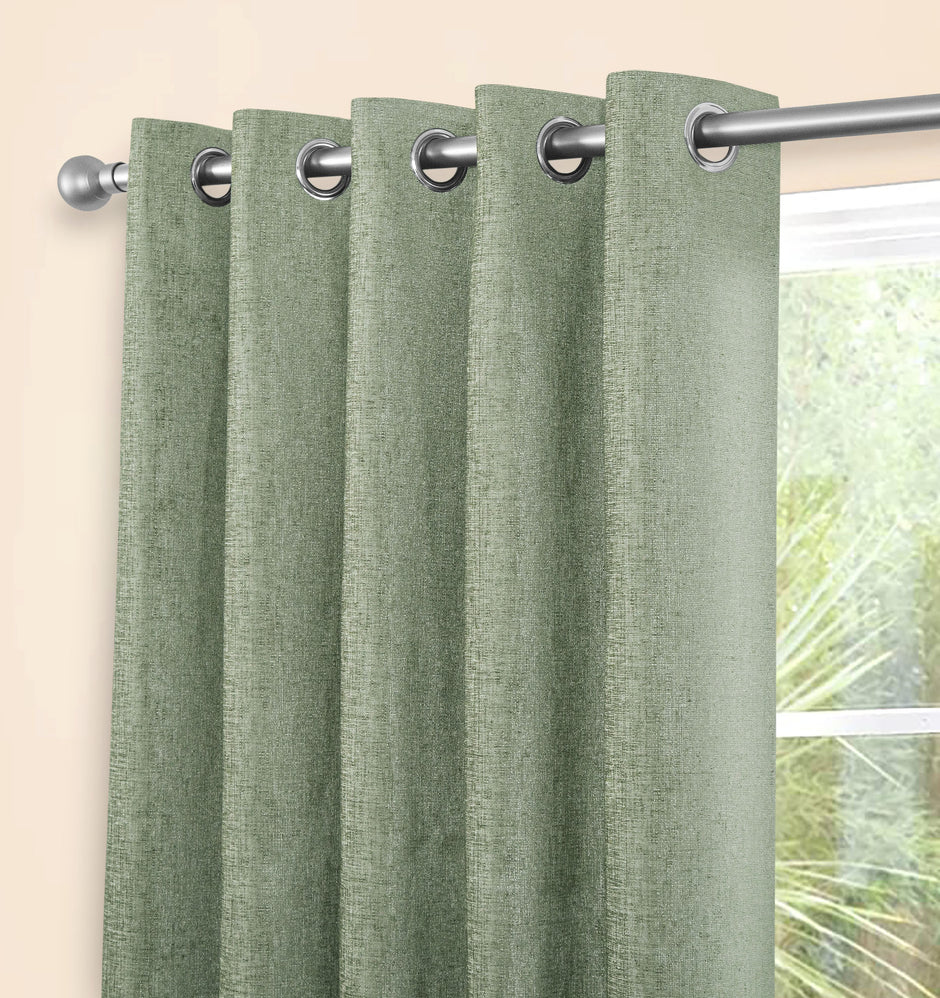 Amberley Thermal Lined Eyelet Curtains