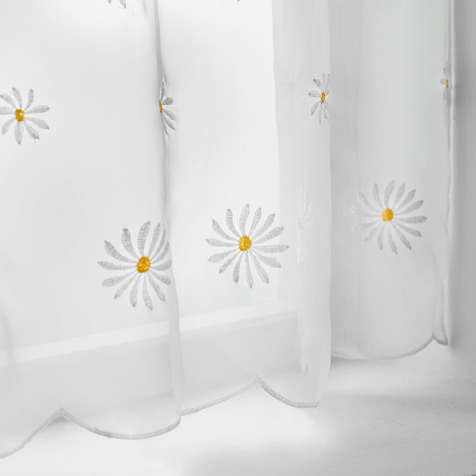 Daisy White Voile Cafe Curtain
