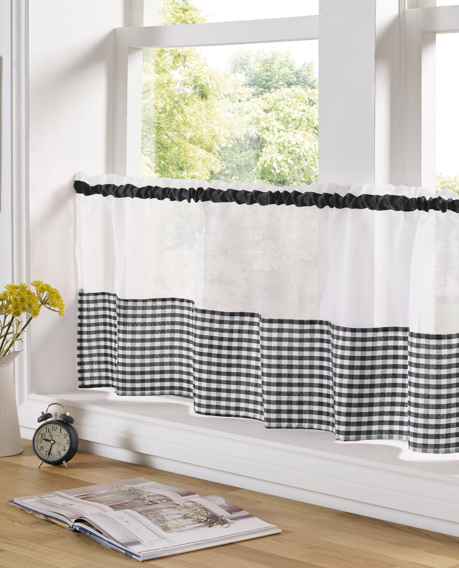 Gingham Slot Top Cafe Panel