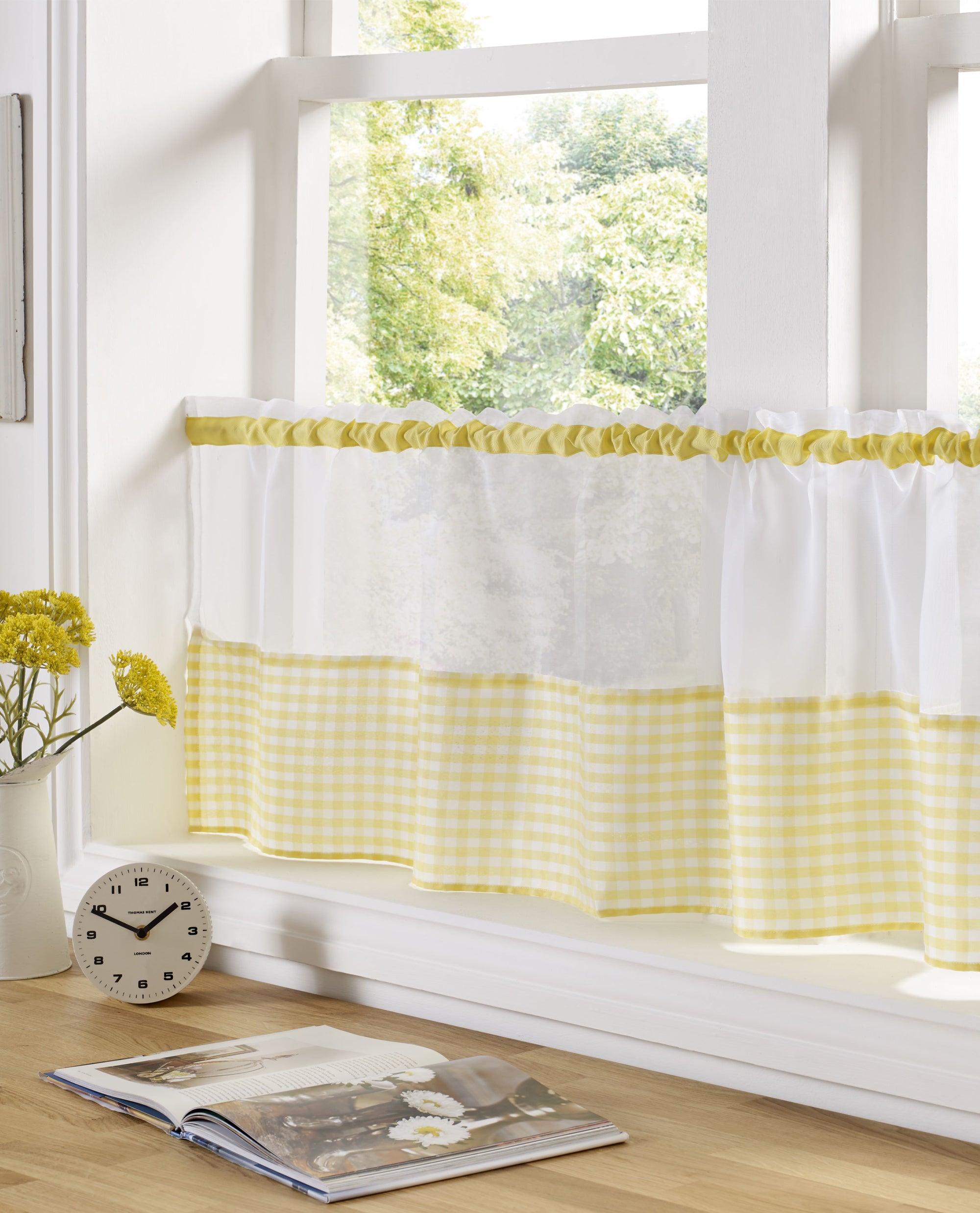 Gingham Slot Top Cafe Panel