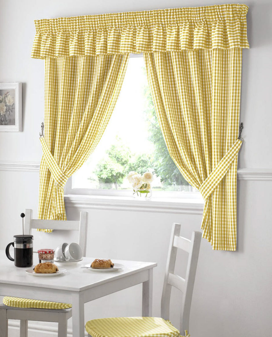 Gingham Pencil Pleat Kitchen Curtains