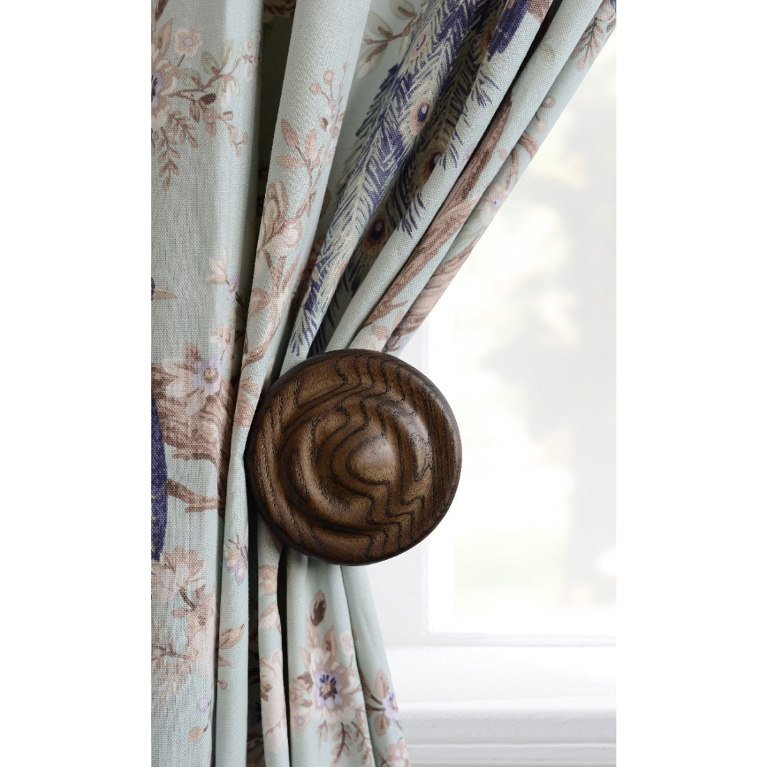 Laura Ashley Haywood Holdback