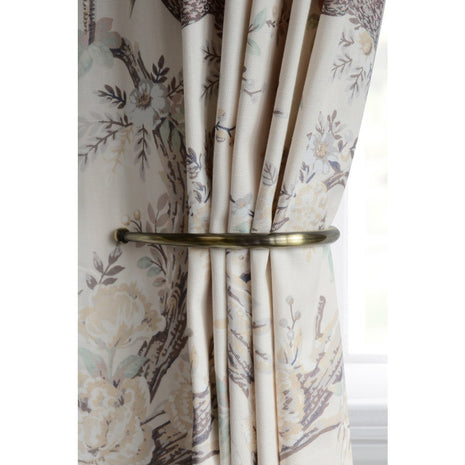 Laura Ashley Vivien Ball End Holdback