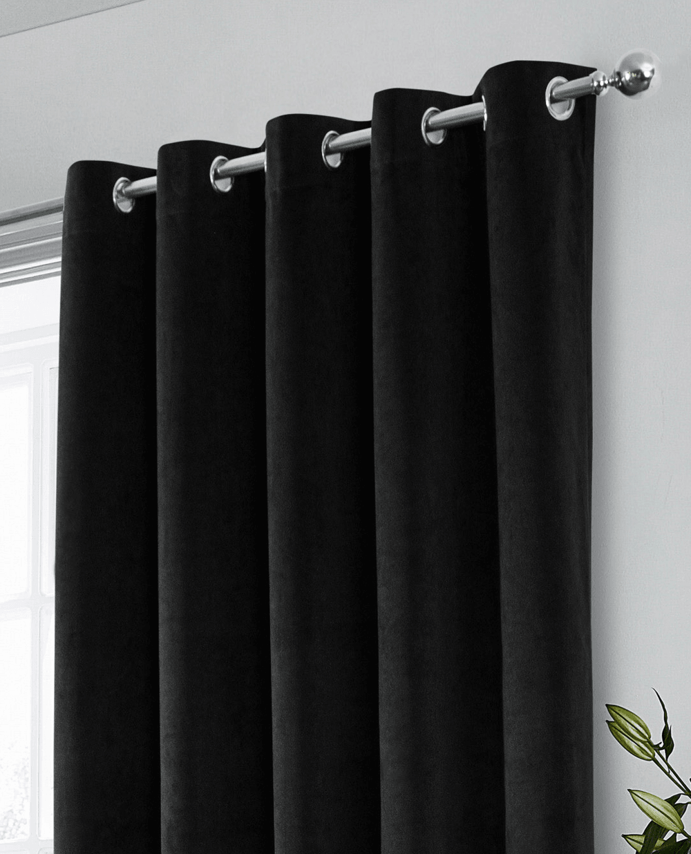 Hampton Thermal Velvet Eyelet Curtains