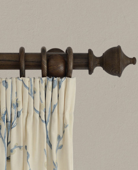 Laura Ashley Haywood 35mm Pole