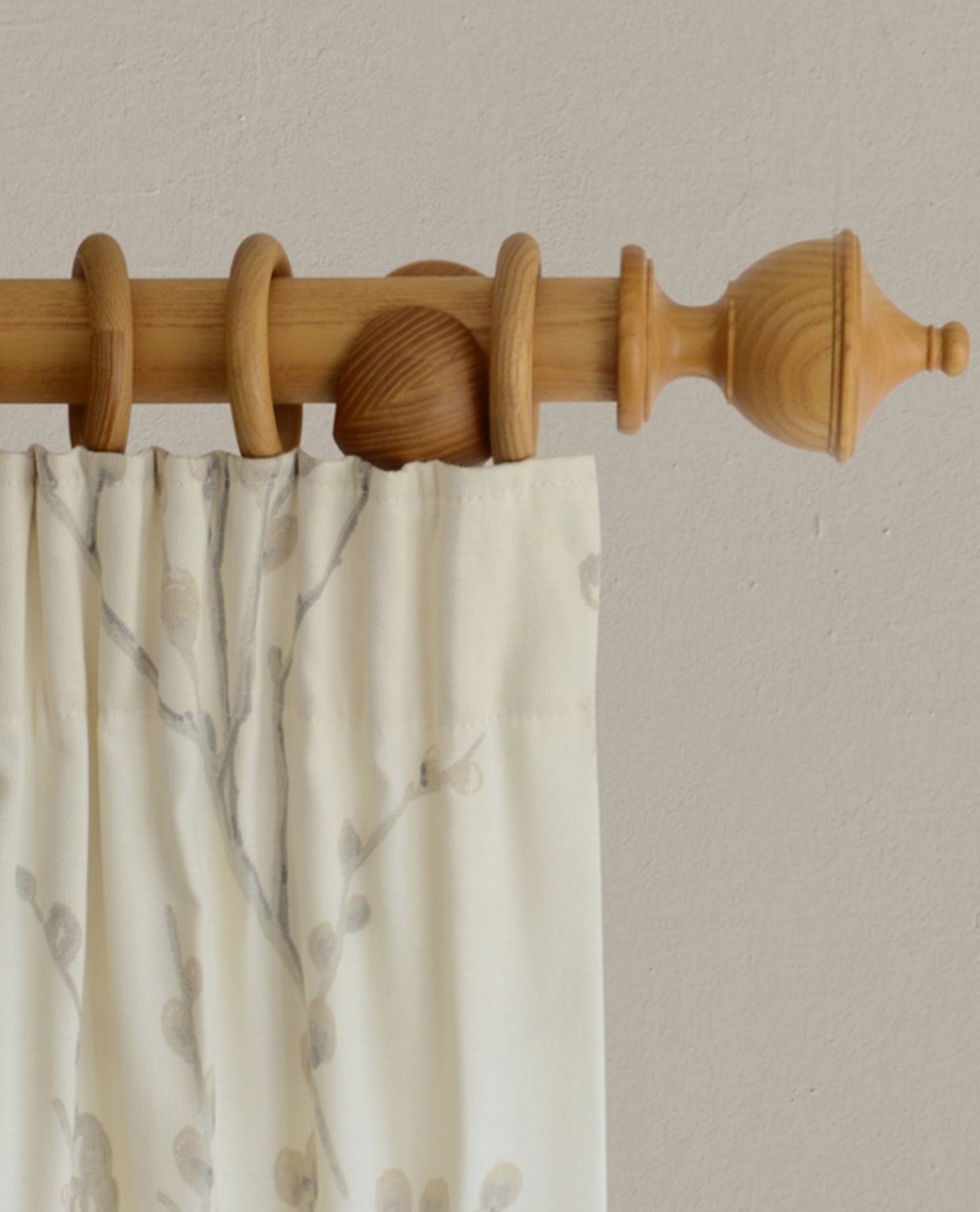 Laura Ashley Haywood 35mm Pole