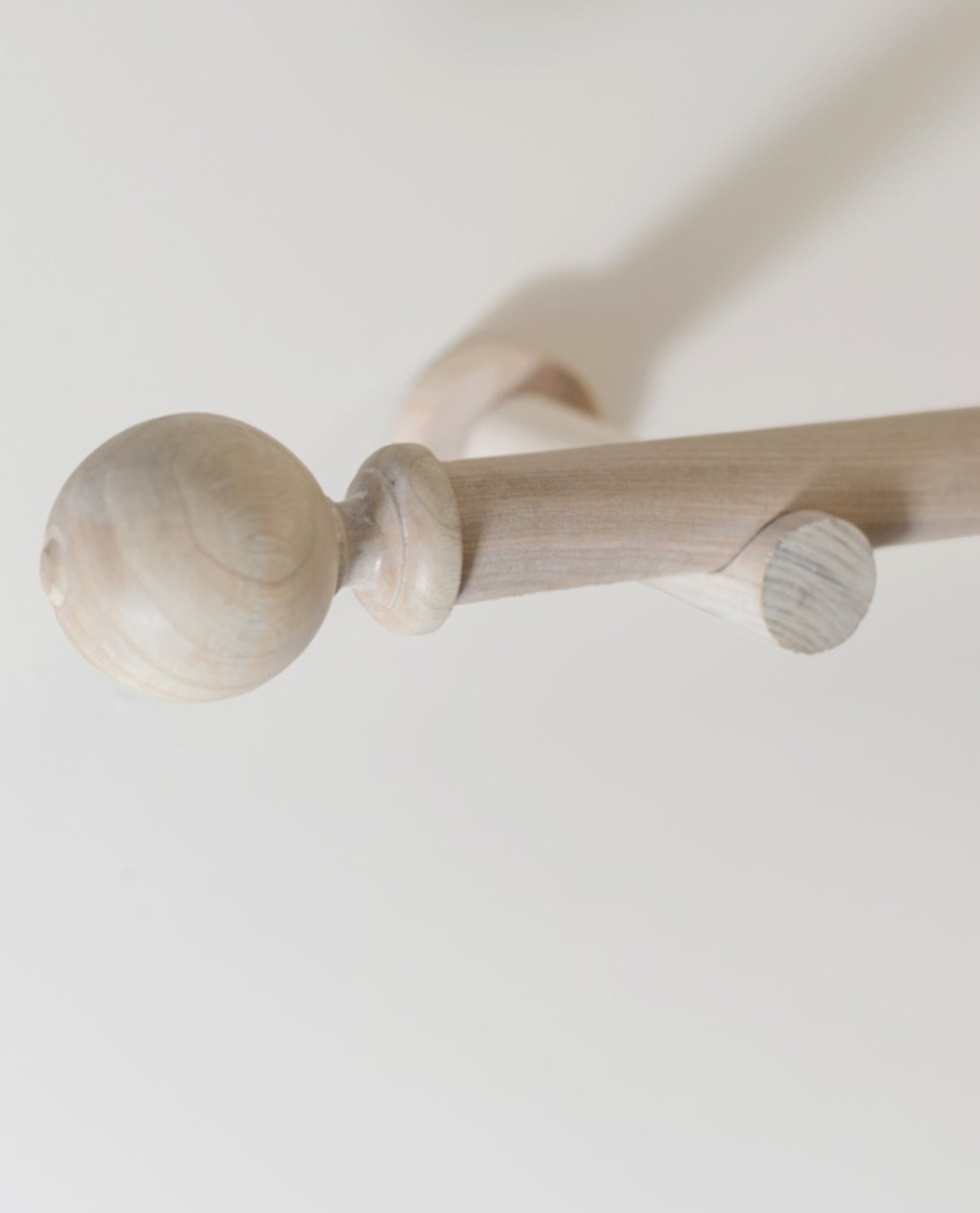 Laura Ashley Mitchell 28mm Eyelet Pole