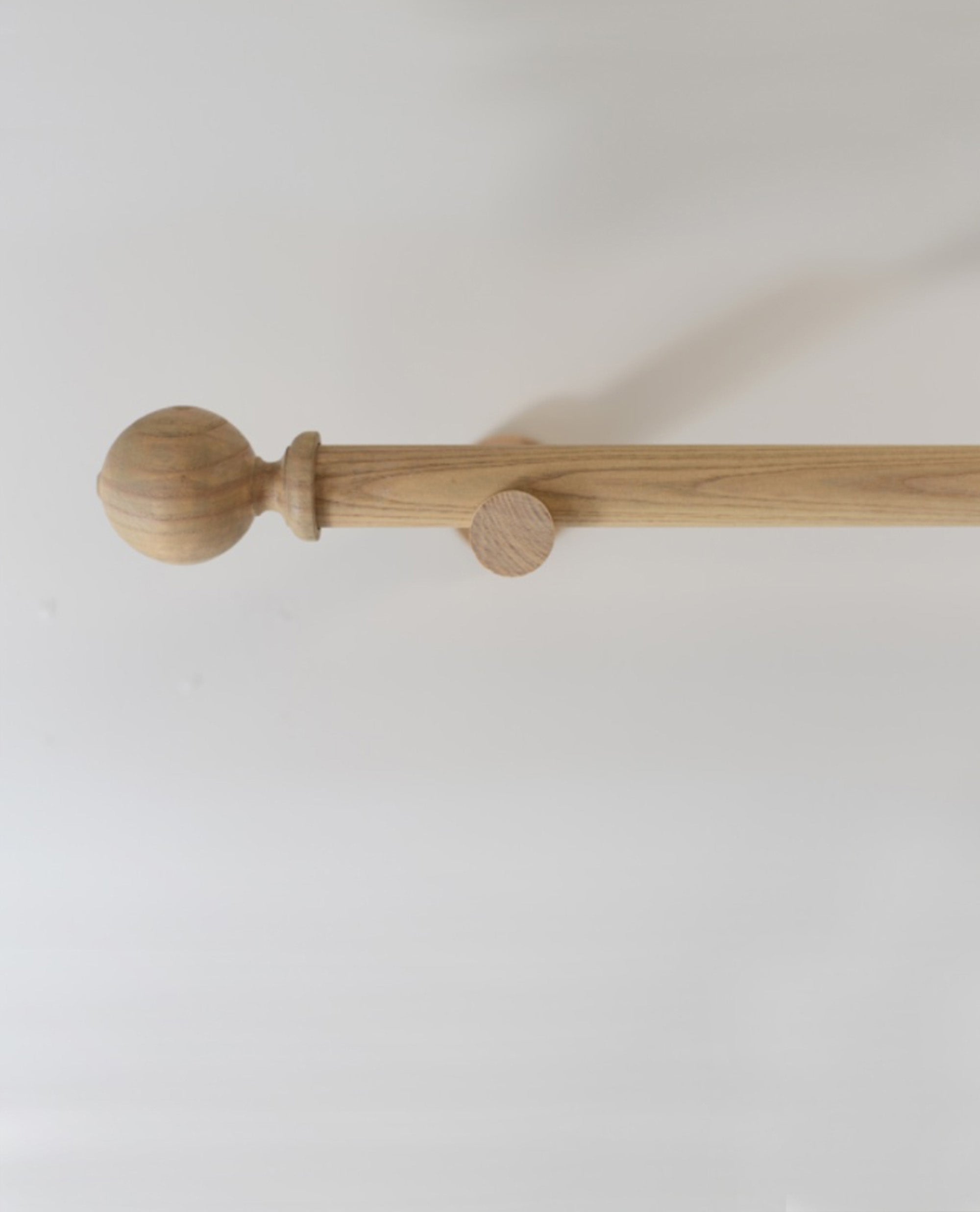 Laura Ashley Mitchell 28mm Eyelet Pole