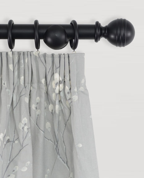 Laura Ashley Ribbed 35mm Ball Pole