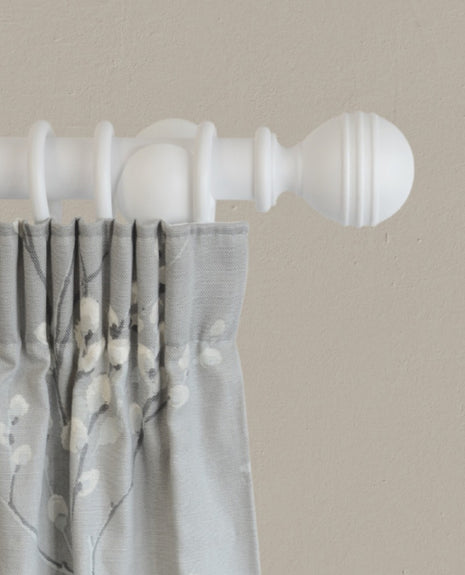 Laura Ashley Ribbed 35mm Ball Pole