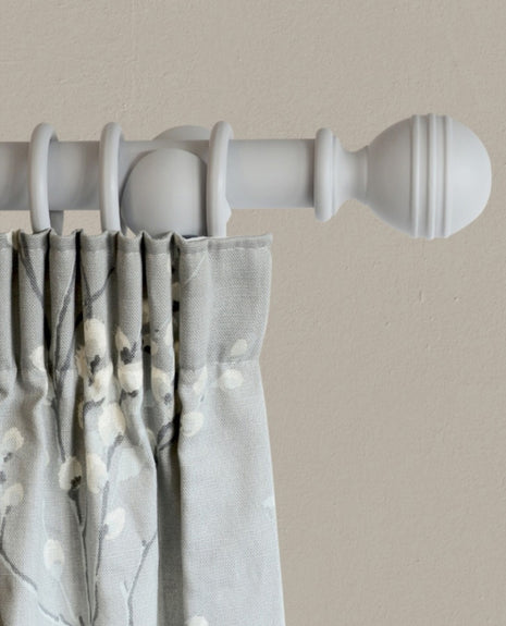 Laura Ashley Ribbed 35mm Ball Pole